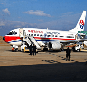 梧州西江航空运输航空快运业稳步发展的原因是什么？